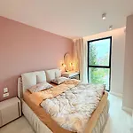 Appartement Luxury In The Vertical Forest Building Tirana