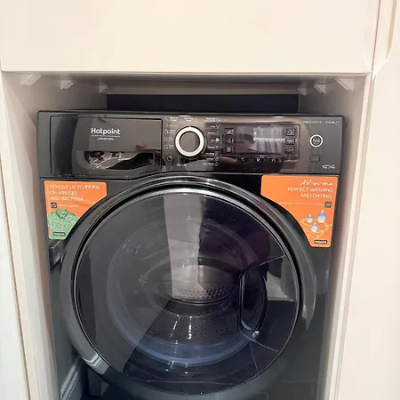 Luxury In The Vertical Forest Building Lejlighed