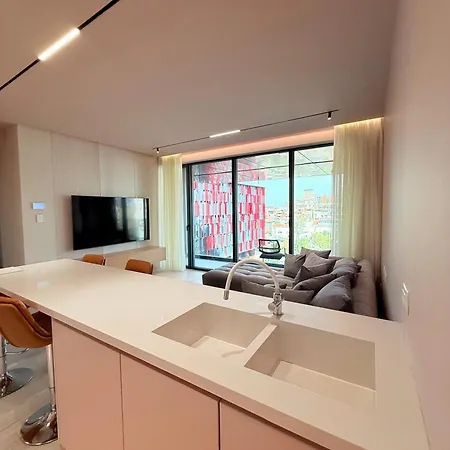 Lejlighed Luxury In The Vertical Forest Building Tirana