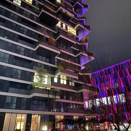 Luxury In The Vertical Forest Building 公寓 地拉那