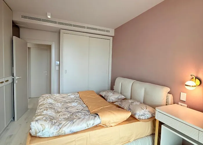 Luxury In The Vertical Forest Building 公寓 *