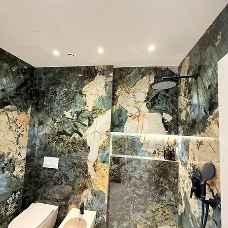 Apartament Luxury In The Vertical Forest Building Tirana
